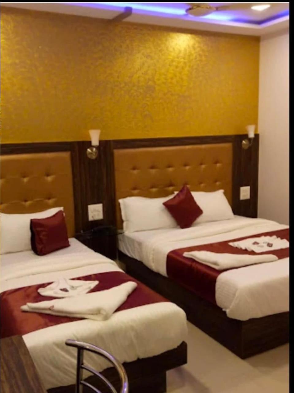 Flagship 83490 Hotel Bently Palace Mumbai Exteriör bild