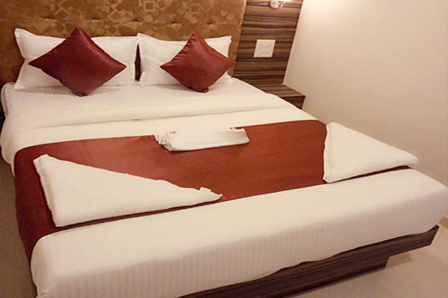 Flagship 83490 Hotel Bently Palace Mumbai Exteriör bild